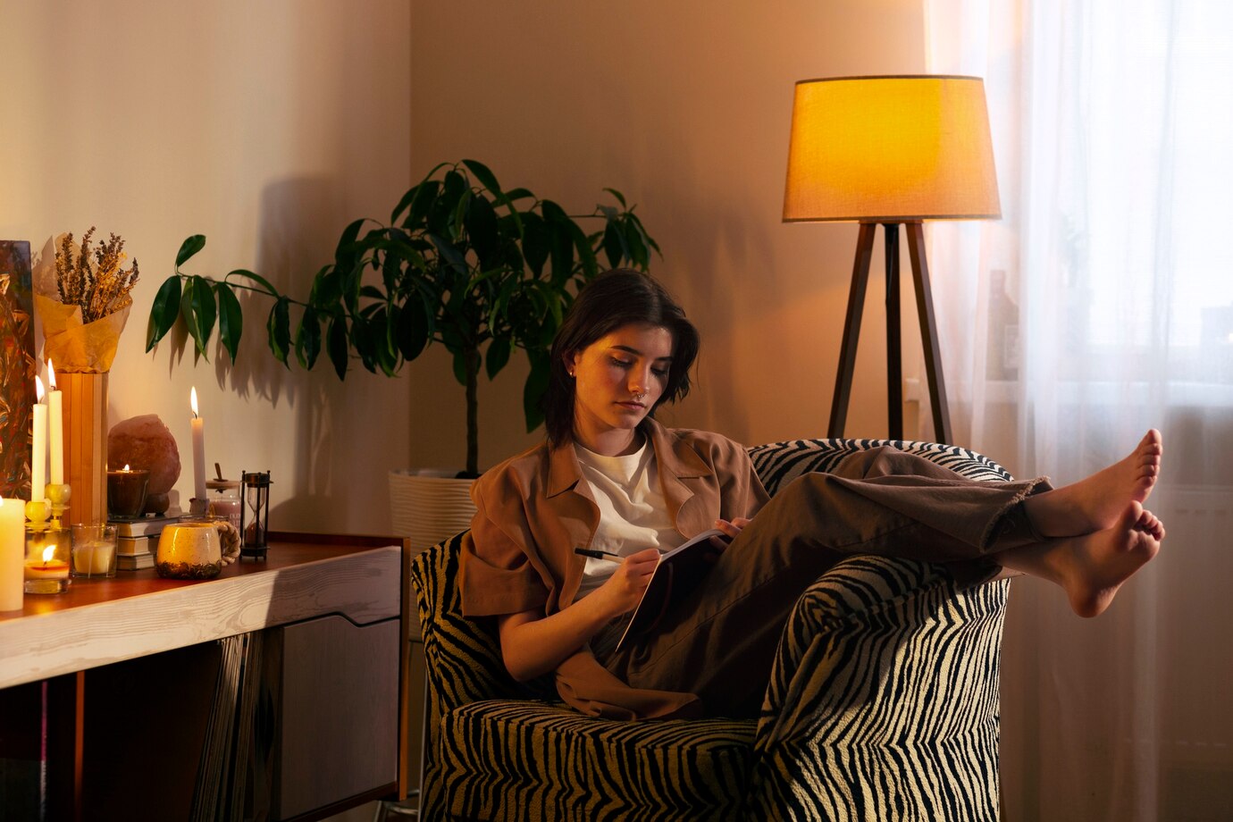 Menjaga Suasana Hening dalam Keseharian di Rumah